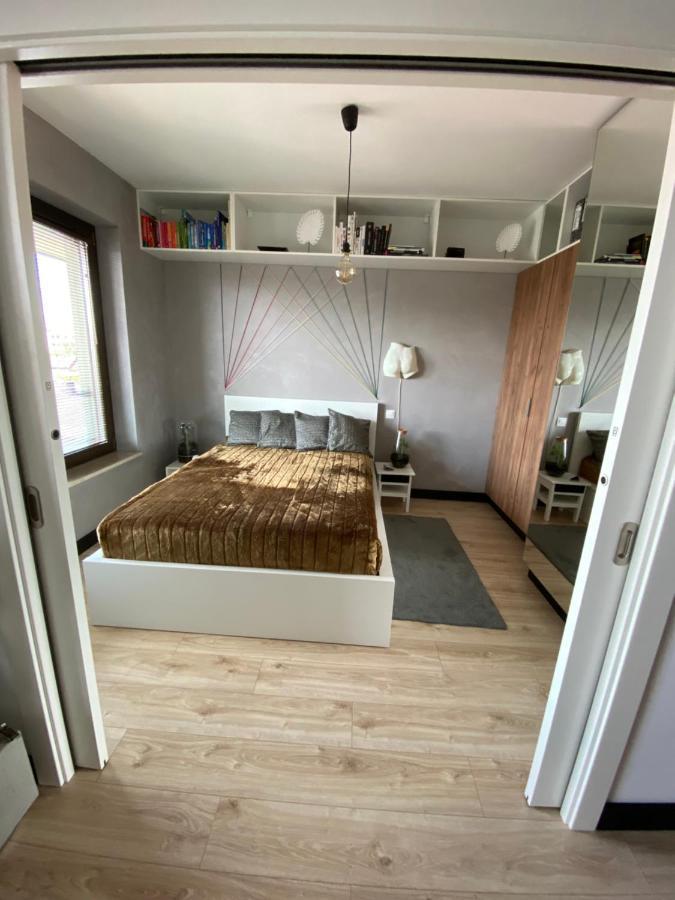 クラクフApartament Delux Przy Wisleアパートメント エクステリア 写真