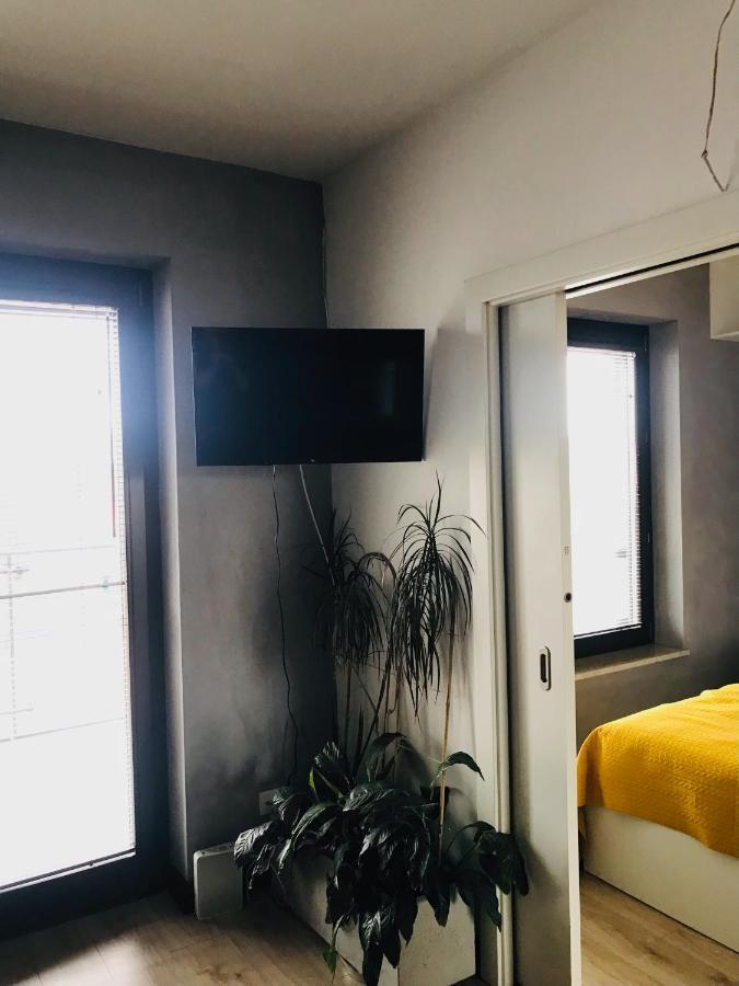 クラクフApartament Delux Przy Wisleアパートメント エクステリア 写真